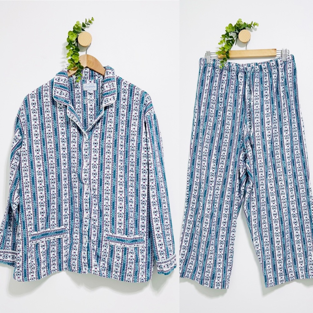 Lanz of Salzburg 100% Cotton Flannel PJ Set Floral Heart Button Front
